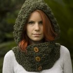 Hooded Cowl with Buttons (Crochet)